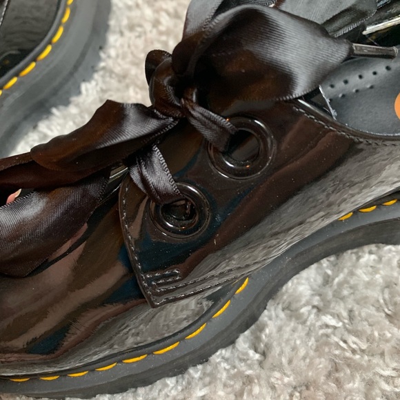 VINTAGE DOC MARTENS LOW TOP - Picture 7 of 8